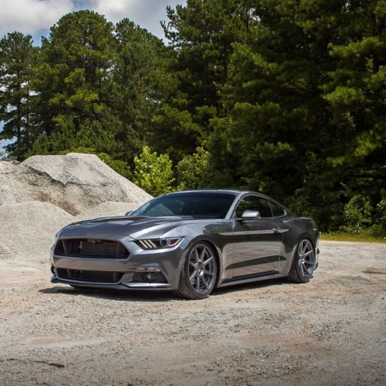 Ford Mustang Front Page